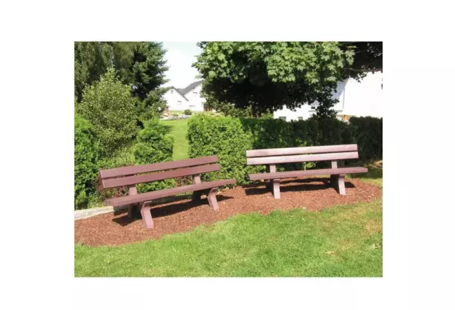 Banc urbain en plastique recyclé